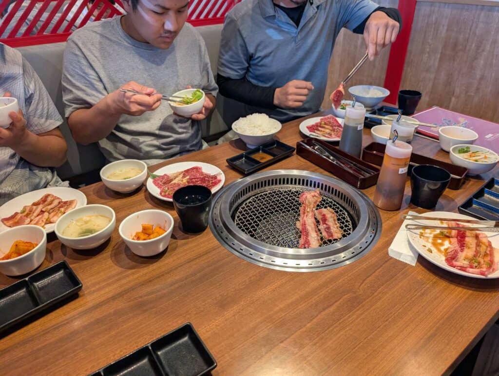 ホットモット、時々外食